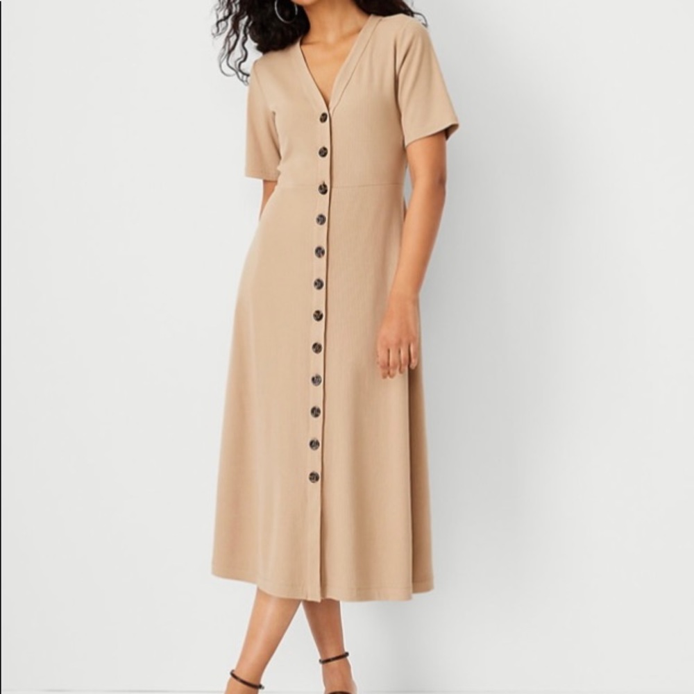 Ann Taylor Ribbed button front midi dress